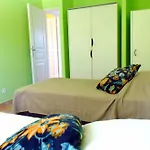 Spacious And Bright House With Swimming Pool * Бандоль