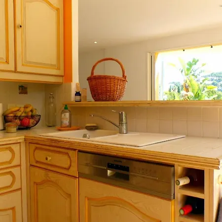 Holiday home Spacious And Bright House With Swimming Pool