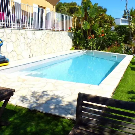 Spacious And Bright House With Swimming Pool * Bandol
