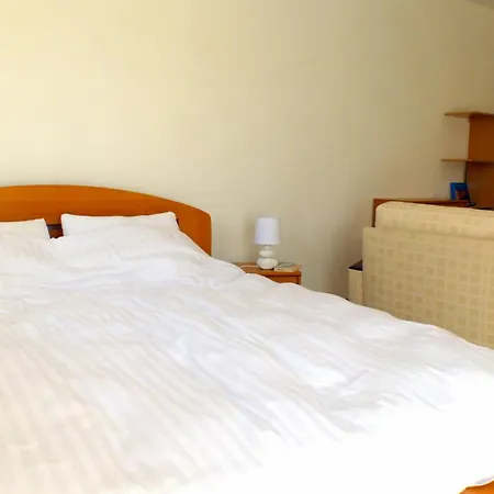בית נופש Spacious And Bright House With Swimming Pool בנדול