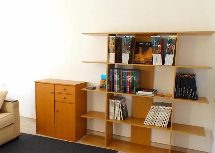 בית נופש Spacious And Bright House With Swimming Pool *